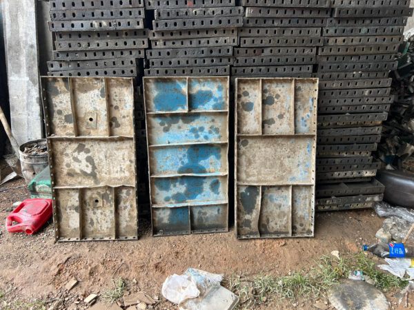 قالب فلزی بتن